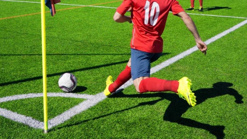 วิเคราะห์ลักษณะการเล่นให้ถูกต้องคือกุญแจสู่ความแม่นยำใน เดิมพันมุมลูกเตะมุม กับ Keobet